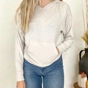 American Eagle Soft and Sexy Plush Cream Hoodie Size M